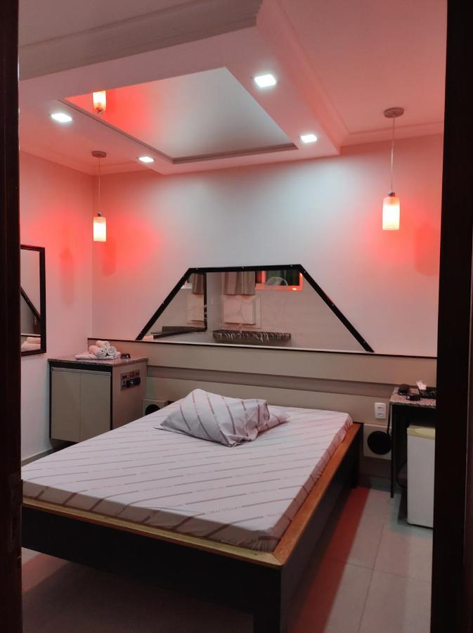Motel Paradise (Adults Only) São José dos Campos 外观 照片